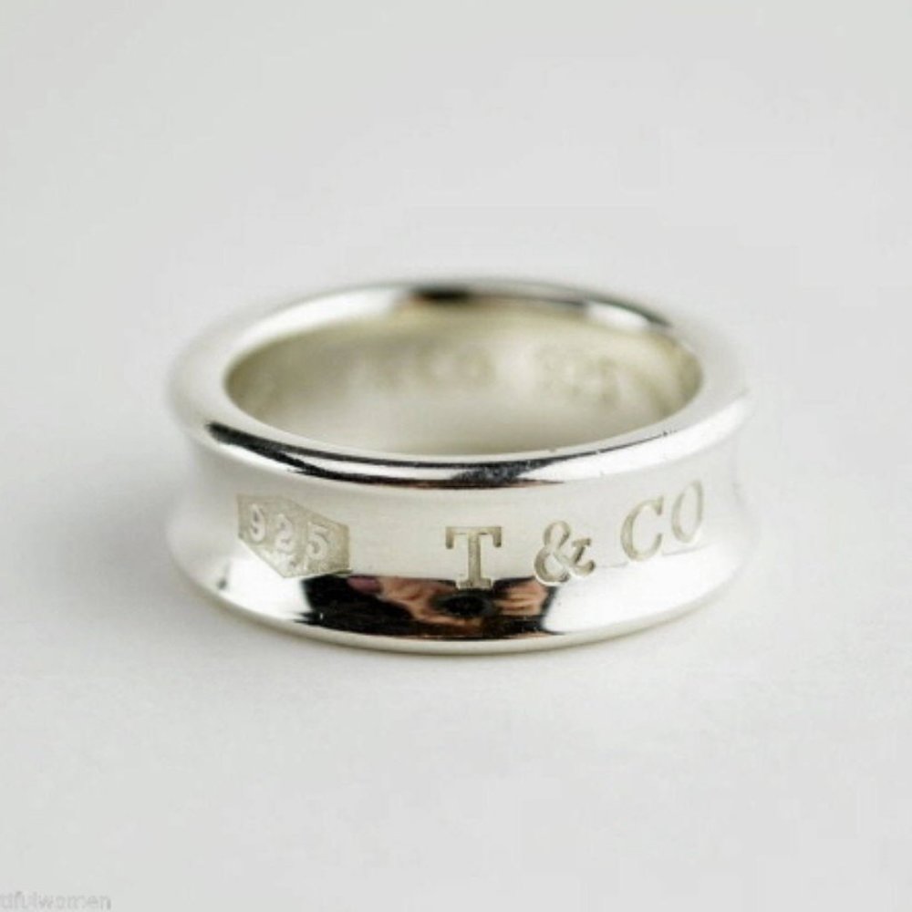 WOW, LIKE NEW!!! Authentic Stunning Tiffany & Co. 1837 Concave Ring - Size 9